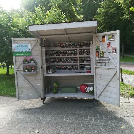 Kaeptn'S Koje Lägenhet Weener Exteriör bild